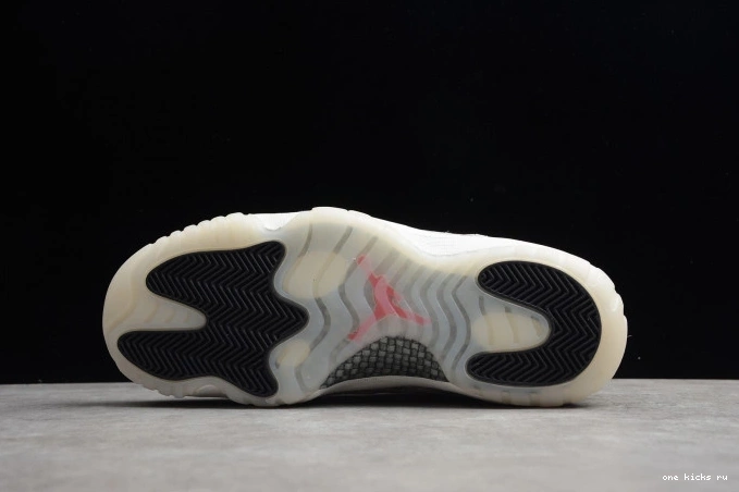 Chep Onekick Low Snake SE Light Bone Air 11 CD6846-002 Jordan 0707